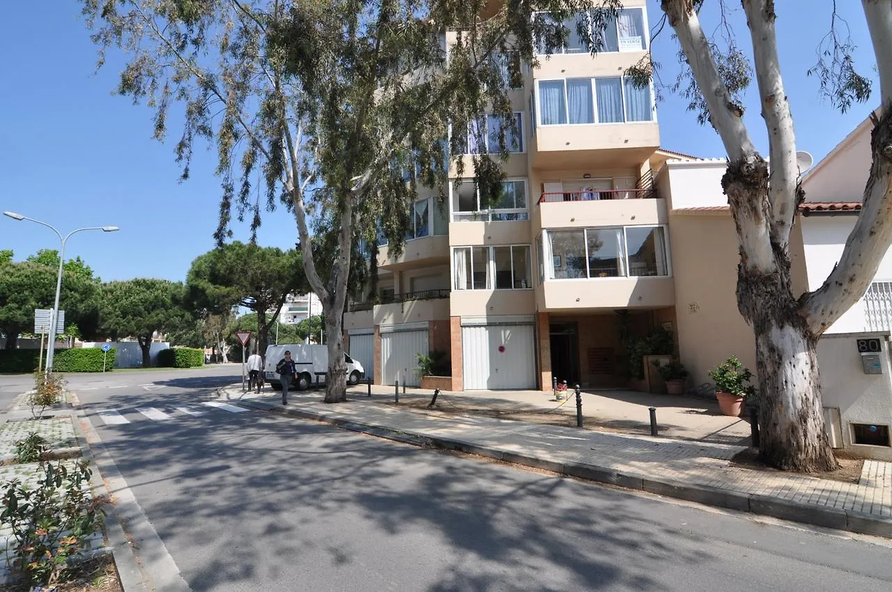 Rnet - Estrella De Mar Roses Apartment