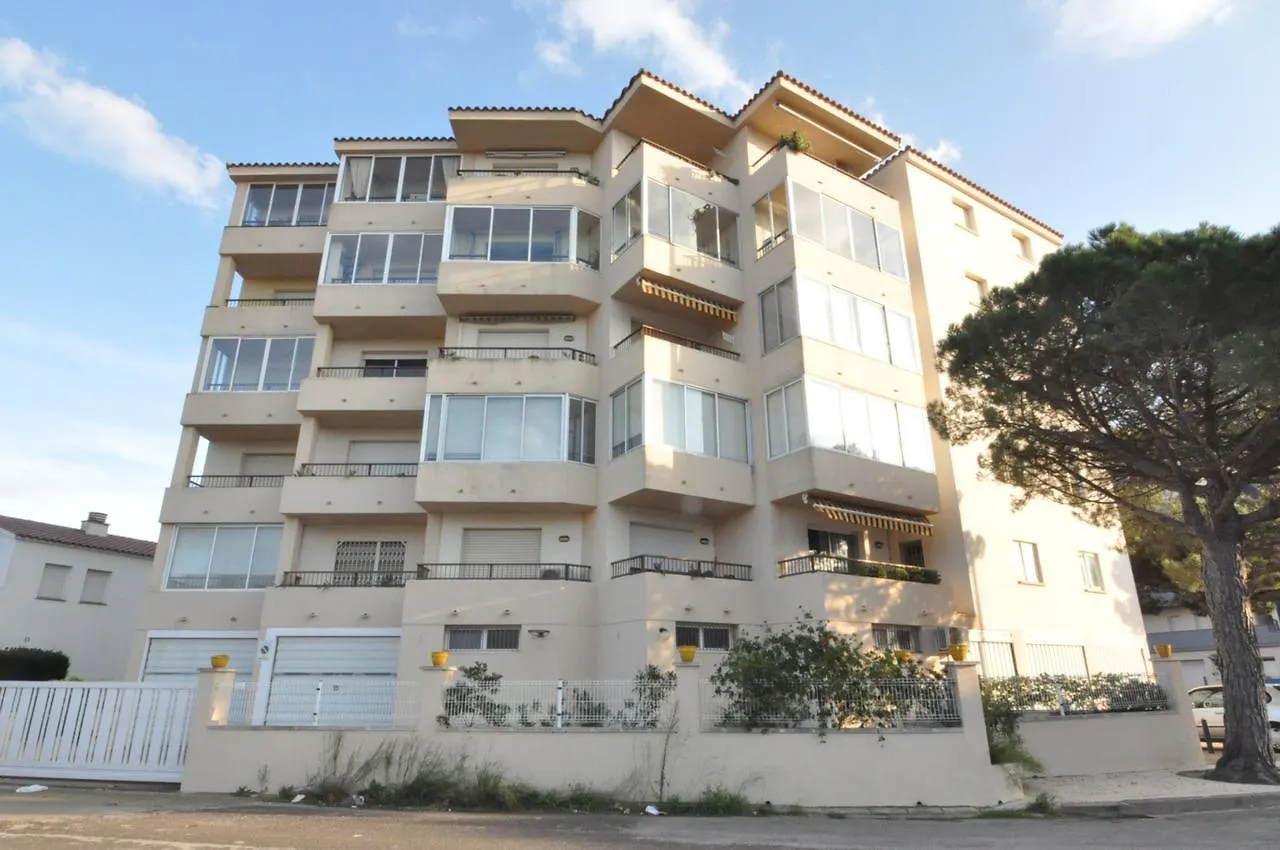 Rnet - Estrella De Mar Roses Apartment 0*,