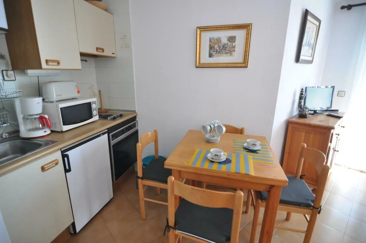 Rnet - Estrella De Mar Roses Apartment